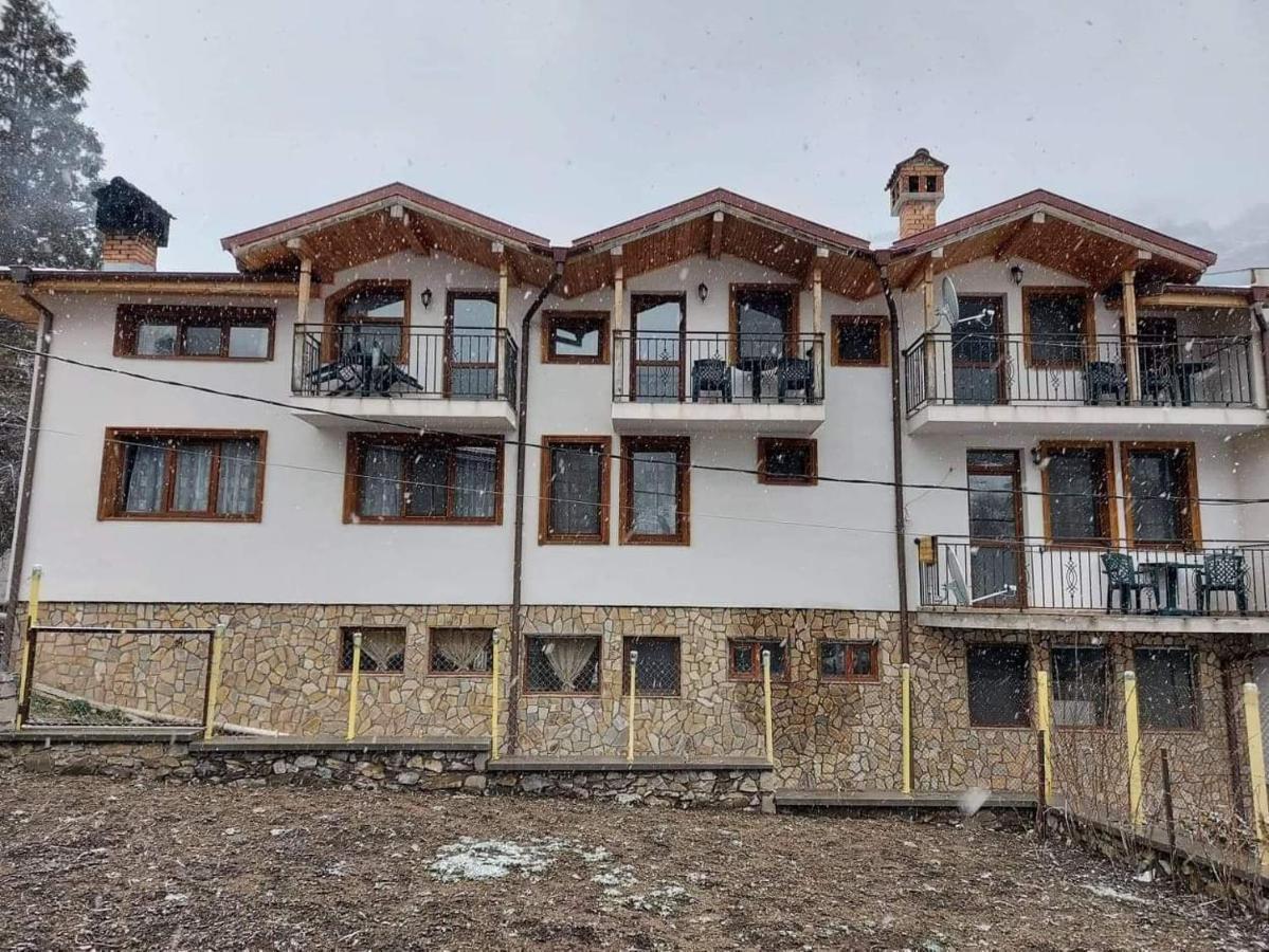 Къща За Гости Камината Trigrad Luaran gambar