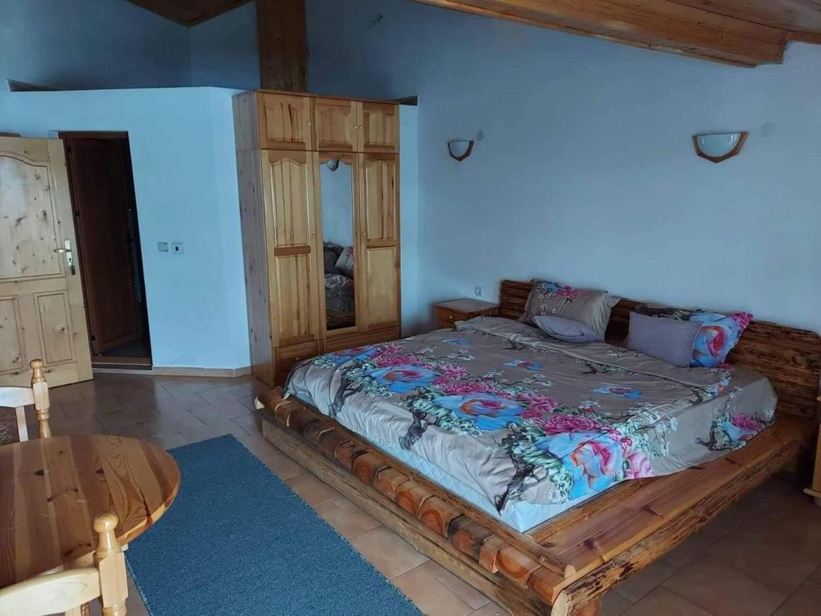Къща За Гости Камината Trigrad Luaran gambar